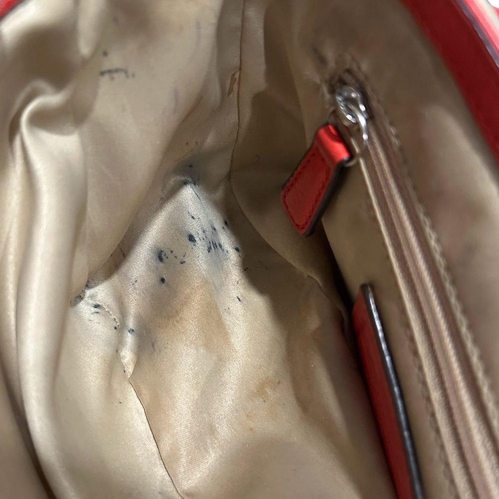 Vintage Coach Vibrant Red Leather Crossbody Bag - Picture 9 of 12